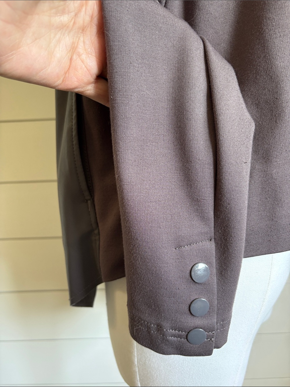 Edyson Pewter Waterfall Open-Front Faux Leather & Suede Jacket w Snap Cuffs Sz M - Picture 8 of 11